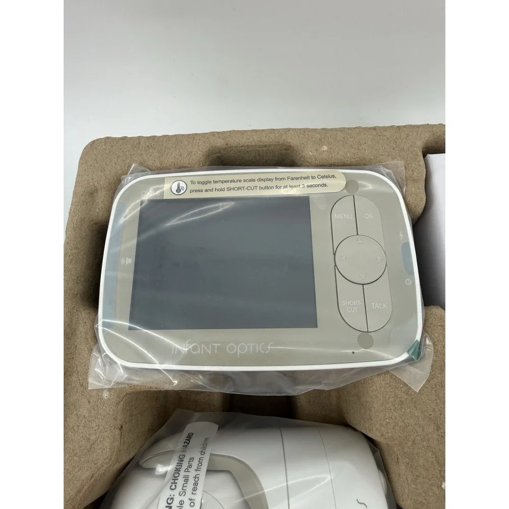 Infant Optics DXR-8 Video Baby Monitor with Interchangeable Optical Lens